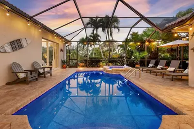 Image de Tivoli Paradise - Boutique Luxury Pool / Spa House w Lake View Close to Beach