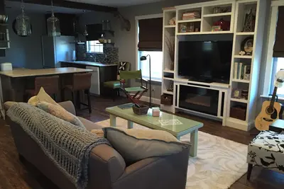 Image de ÉTOURDISSANT! Country Cottage 5 miles au nord de Weatherford, se sent comme à la maison!