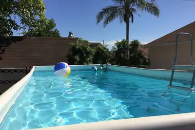 Image de Pool House unique, 0. 7mile to Convention, 1. 5 miles à Disney, familial et convivial!
