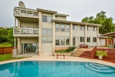 Image de Vues panoramiques sur le lac Travis sur 1 acre avec piscine Nature et plaisir