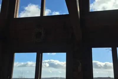Image de Escapade à couper le souffle sur les montagnes et l'océan