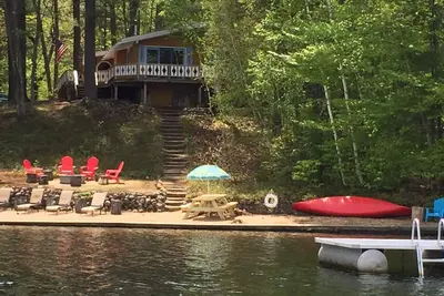 Image de Chalet au bord du lac dans les Montagnes Blanches 3 chambres-6 personnes Nh. Numéro de licence # 044583
