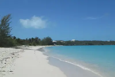 Image de Condo, Belle Sur La Plage 3 chambres / 2 salles de bain pour 6+ invités sur la plage Hoopers Bay