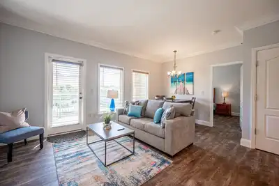 Image de Viera Suite Avec Vue Sur Le Lac Et ACCÈS! ! !