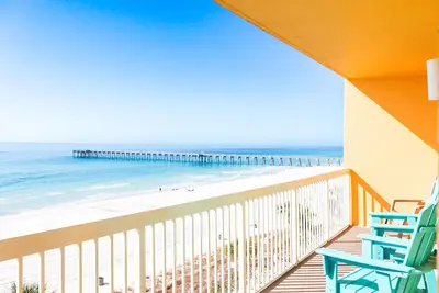 Image de Service de plage gratuit - 5ème étage bas-1293 m² GulfFront Master Bedroom-Pier Park