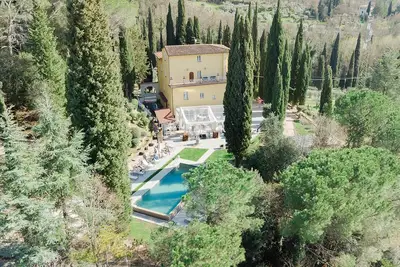 Image de Luxueuse villa toscane avec piscine - 3 août / 10 août dernière semaine disponible!