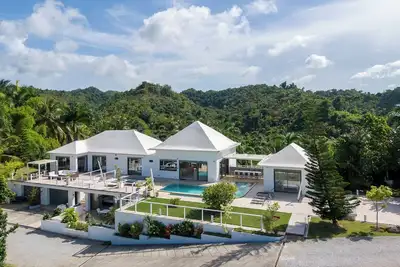 Image de Las Terrenas. Villa ideale en famille avec piscine pour 12personnes.