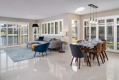 Image de Nouvelle résidence nationale 3br de la Pga avec parcours de golf incroyable et vue sur l'eau