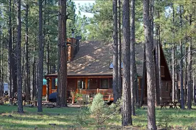 Image de Log Cabin on National Forest - Calme, relaxant, serein.