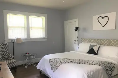 Image de Emplacement fabuleux 3bd / 2bth récemment mis à jour