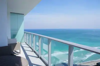 Image de Luxueux appartement d'une chambre sur la plage, avec toutes les commodités du complexe! ! !