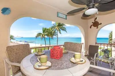 Image de Picture Perfect View of the Caribbean! Georgetown Villa # 203 de CaymanVacation