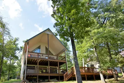 Image de Nolin Lake Water Front Home Ă 30 minutes de Mammoth Cave
