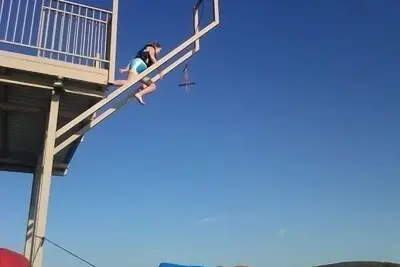 Image de Maison complètement rénovée - 1 acre beaucoup-Lbj Colorado Arm - Meilleure eau sur Lbj