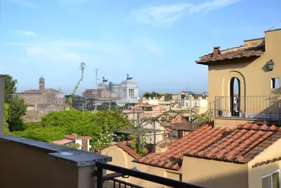 Image de Studio Avec Vue PRÈS Du Colosseum