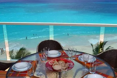 Image de Maxwell Beach Residence 2, Côte sud, Océan bleu turquoise, Plage de sable blanc