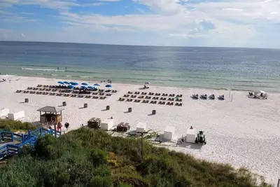 Image de Belle unité au 4ème étage avec service de plage Gratuit et Wifi Seychelles resort