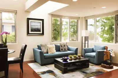 Image de Sérénité chic au cœur de Santa Monica à distance de marche de la plage