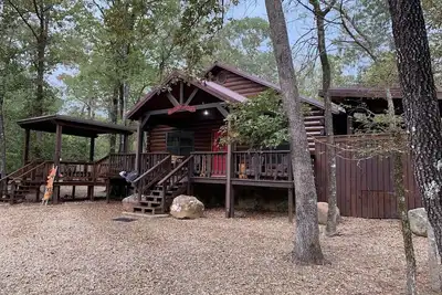 Image de Location de cabine isolée à Beavers Bend, Oklahoma près de Broken Bow Lake