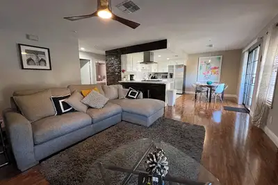 Image de Conçu pour Profiter! . Best Vacation Place Las Vegas Nevada Par: Smart Homes