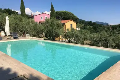 Image de Grange restaurée définie dans oliveraie avec vue magnifique et à 7 km de la mer Sarzana