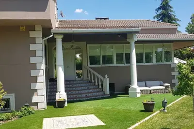 Image de Grande maison avec piscine privée Madrid