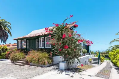 Image de Maison De Qualite Proche Mer Et Situation Centrale, Barbacue, Jardin, wifi gratuit