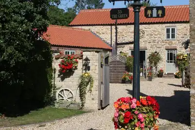 Image de Grange Convertible D'Or 5 * De Luxe Dans Un Village Traditionnel Au Nord De La Ville De Lincoln