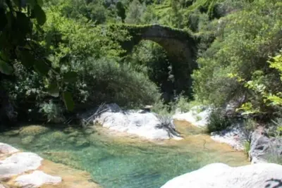 Image de Luxueux appartement rénové dans un village italien, vue époustouflante et nature