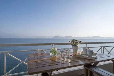 Image de Appartement à la plage | Balcon avec vue sur la mer, près de Nauplie, Mycènes