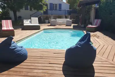 Image de Maison Piscine au milieu des vignes