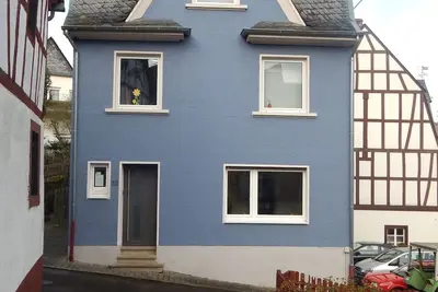 Image de Grande maison de vacances dans le village viticole avec balcon, sauna et wifi