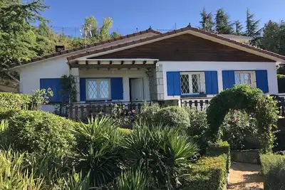 Charmant chalet avec piscine privée près de Madrid (Miraflores de la Sierra)