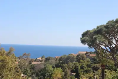 Image de Belle villa Clim Vue mer Piscine privée Chauffee Au calme Plage 15 min🚶‍♂️
