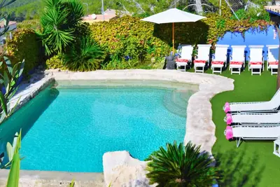 Image de Fantastic Villa 5 minutes from Sitges! ! 19 Sleepers, wifi, swimming pool
