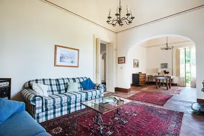 Image de Maison de campagne du 18ème siècle entre mer&Etna