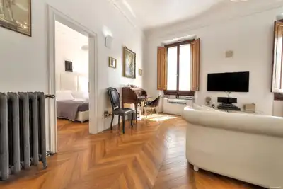 Suite Deluxe: Luxe 1br avec baignoire spa - 4 minutes de Duomo. Pas de coûts sup