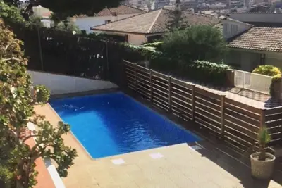 Image de Grande villa avec piscine privée dans le centre de Canet de Mar