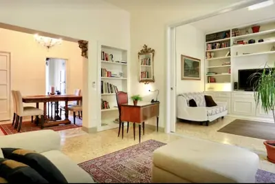 Image de Élégant appartement rénové à Florence, Wifi, A / C, ascenseur