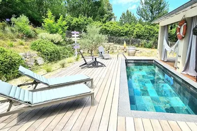 Image de Maison climatisée avec Piscine privée, terrain clôturé 2500m2 à St André de R.