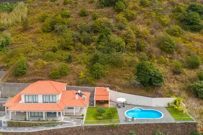 Image de Vue sur la mer, luxe, confort, intimité, wifi gratuit et piscine chauffée