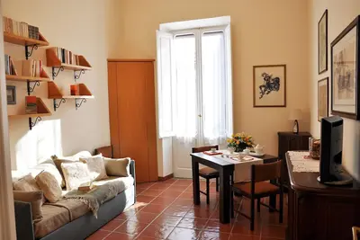 Image de Un élégant appartement de deux pièces de 70 mètres carrés, confortable, lumineux vue de Saint-Pierre