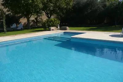 Image de Large tastefully modernised house in two acres, with outstanding views