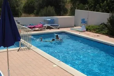 Image de Grand bel appartement de 3 chambres avec jardin / piscine