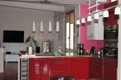 Image de Grand appartement calme et design, centre ville, chambres climatisées