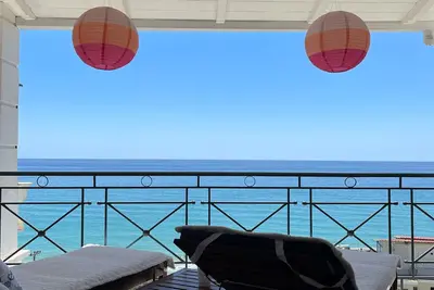Image de Maisonnette élégante avec une vue imprenable sur la mer Ionienne