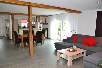 Image de Eifelgold - Confortable, spacieux appartement 5 étoiles dans un endroit calme