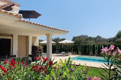 Image de Villa familiale, proche de la plage, climatisation, WiFi, chauffage