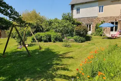 Maison avec terrasse et accès direct au jardin