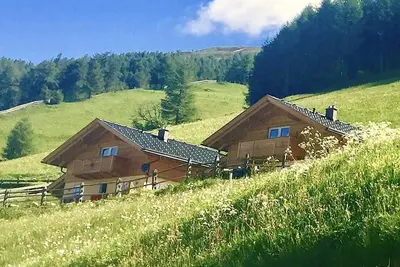 Image de Appartement Bergkristall dans le Chalet Magda-Lena dans une position panoramique ensoleillée